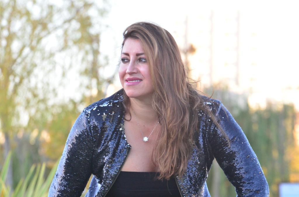 Canan Avcı Yıkılmak Öyle Şarkısı ile Sevenleriyle Buluştu