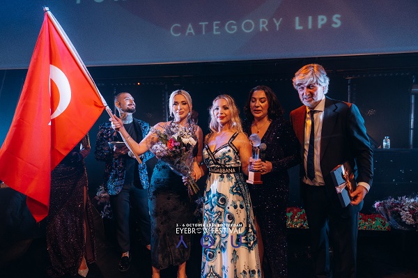 Cansu Durkun, Rotterdam’da üç farklı rolde Türkiye’yi temsil etti