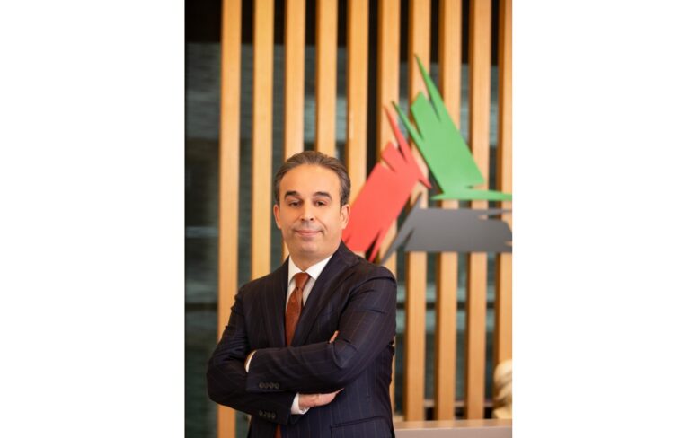 Ahmet Avşar Kimdir?